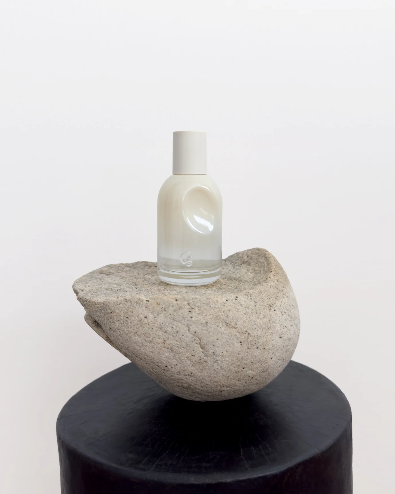 Doux + You Travel Spray - Image 3