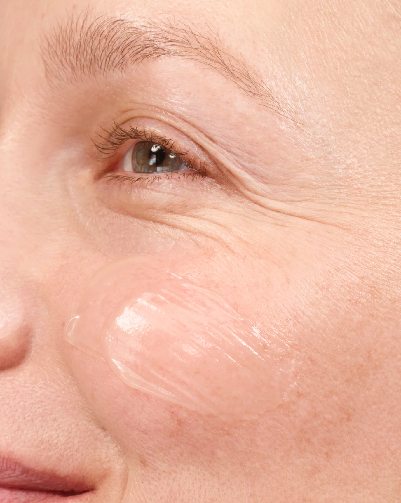 Invisible Shield SPF50 - Image 4