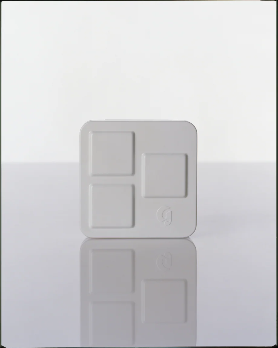 Monochromes - Image 71