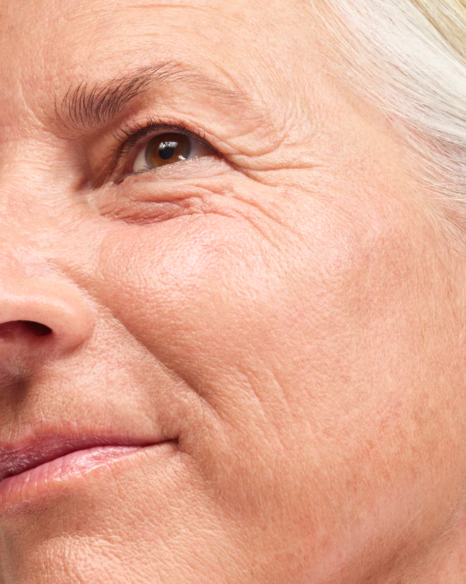 Perfecting Skin Tint - Image 46