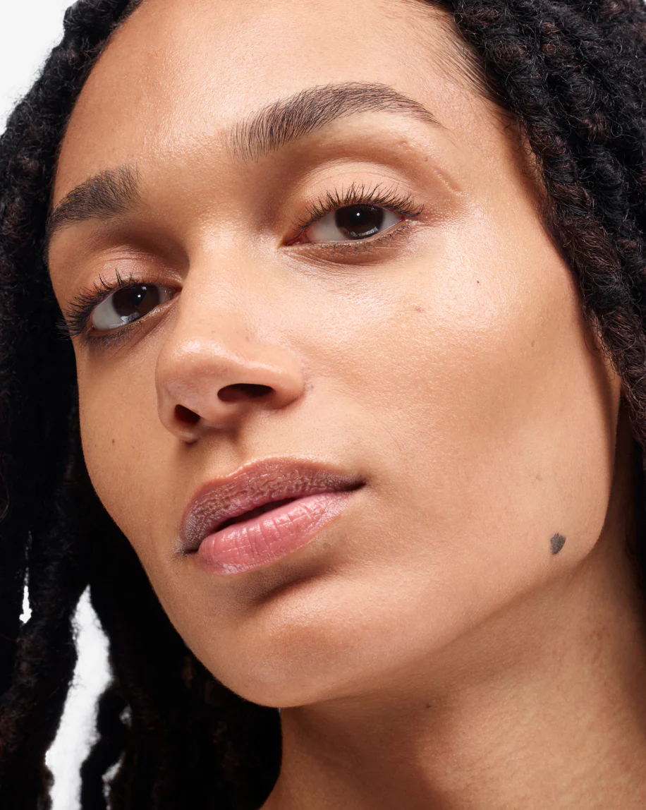 Perfecting Skin Tint - Image 47