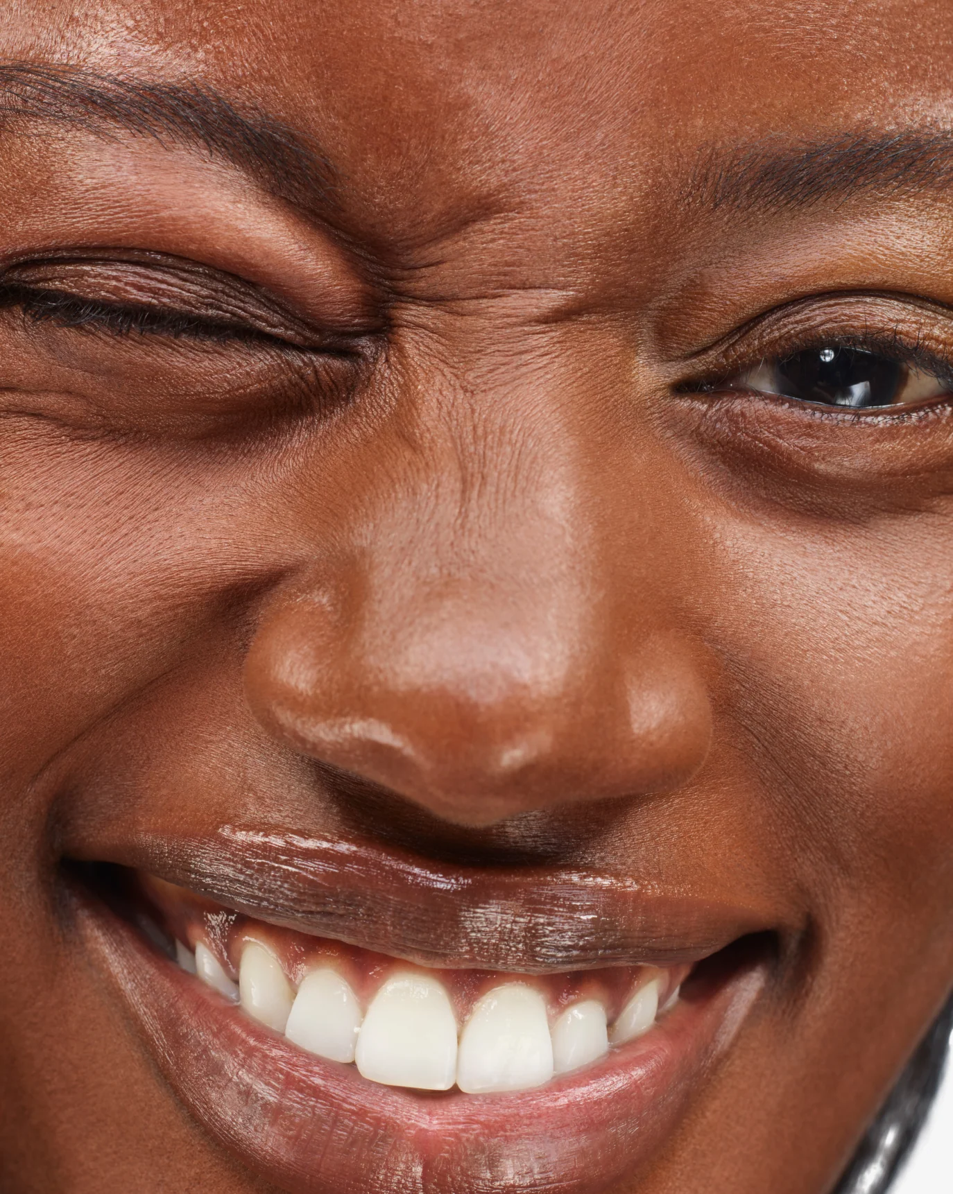 Stretch Fluid Foundation - Image 31